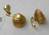 Vintage Gold Wire and Rhinestone Flower Brooch and Earring Set