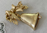 Vintage Gold Tone Moveable Christmas Bell and Bow Brooch Pin