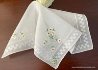 Vintage White Daisy Floral Embroidered Handkerchief