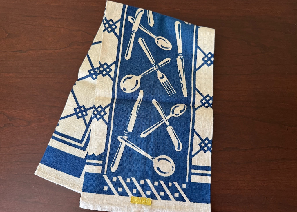 Vintage Blue and White Linen Tea Towel Cutlery Lattice MWT - The Pink Rose Cottage 