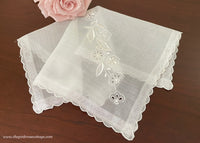 Vintage Embroidered White Daisy Floral Bridal Handkerchief