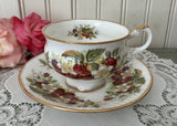 Vintage Elizabethan Teacup and Saucer Strawberries Blackberries Gold Gilt