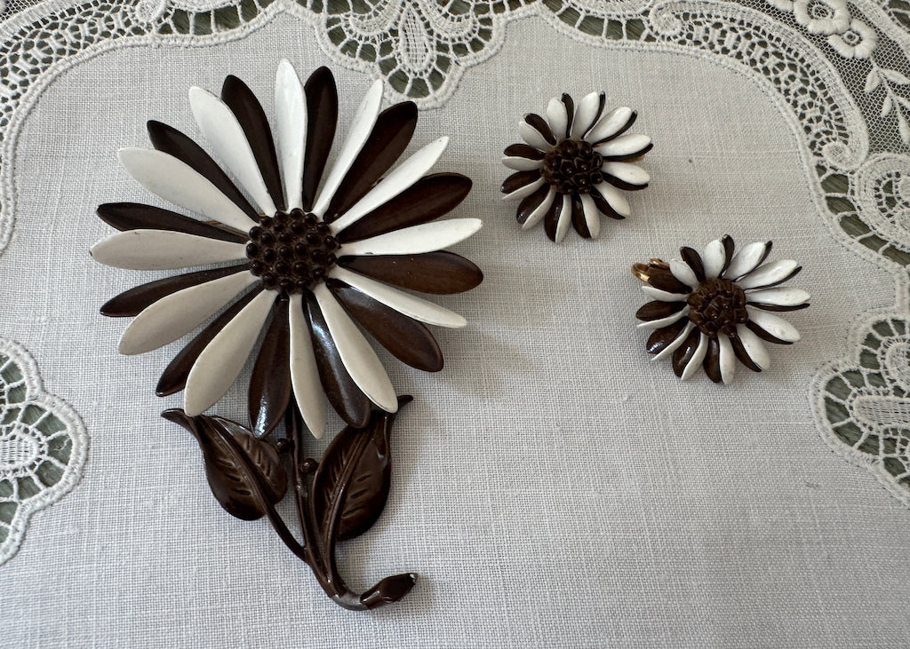 Vintage Hedy Brown and White Enamel Daisy Flower Pin and Earrings Set Signed