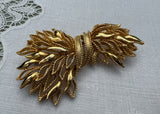 Vintage Lisner Sheath of Wheat tied with Ribbon Brooch