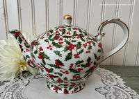 Vintage Christmas Teapot Holly Hollyberry Chintz