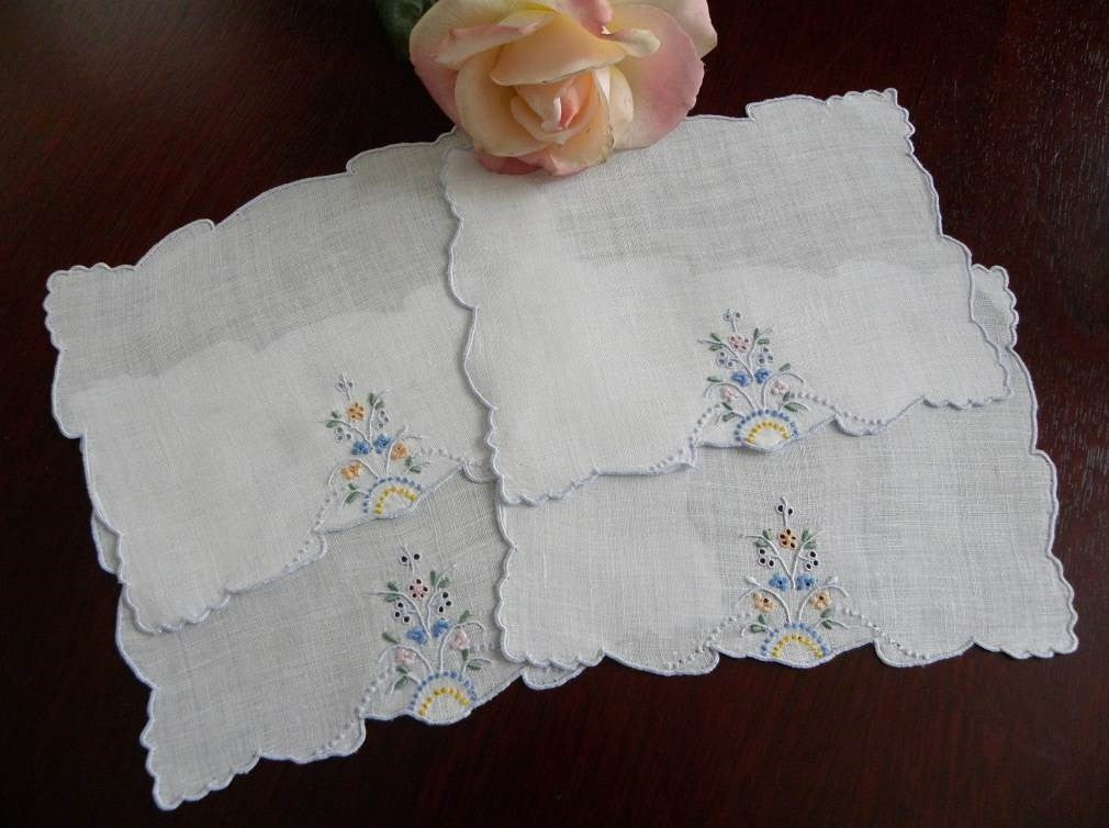 Vintage Embroidered Madeira Petite Daisy Cocktail or Tea  Napkins - The Pink Rose Cottage 