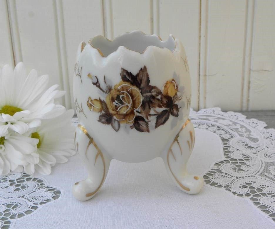 Vintage Yellow Rose Egg Vase - The Pink Rose Cottage 