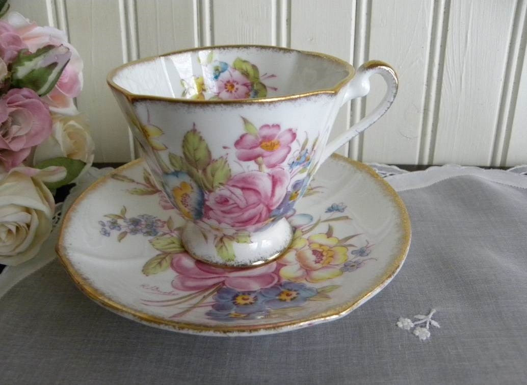 STANLEY tea cup and saucer pink rose painted baby blue color teacup England  50s