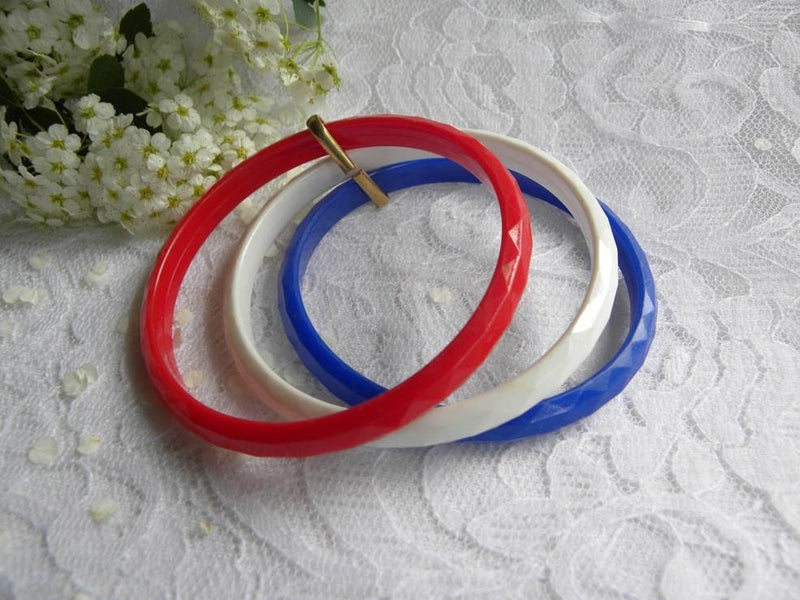 Set of 3 Vintage Red White and Blue Patriotic Bangle Bracelets | The