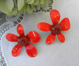 Vintage Retro Mod Enameled Red Daisy Earrings - The Pink Rose Cottage 