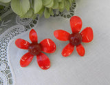 Vintage Retro Mod Enameled Red Daisy Earrings - The Pink Rose Cottage 