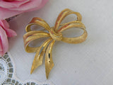 Vintage B.S.K. Signed Bow Shaped Brooch Pin - The Pink Rose Cottage 