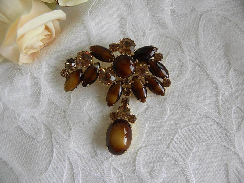 Beautiful Vintage Costume Jewelry Brooch with Dangling Rhinestone Tassels, Amber-Brown, Black, and Clear shops Rhinestones, Gold Toned, #908