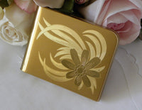 Vintage Elgin American Ladies Powder Compact with Etched Daisy - The Pink Rose Cottage