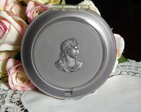 Vintage Ladies Powder Compact with Roman Bust in Silver - The Pink Rose Cottage