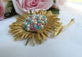 Vintage Rhinestone and Pearls Daisy Mum Brooch - The Pink Rose Cottage 