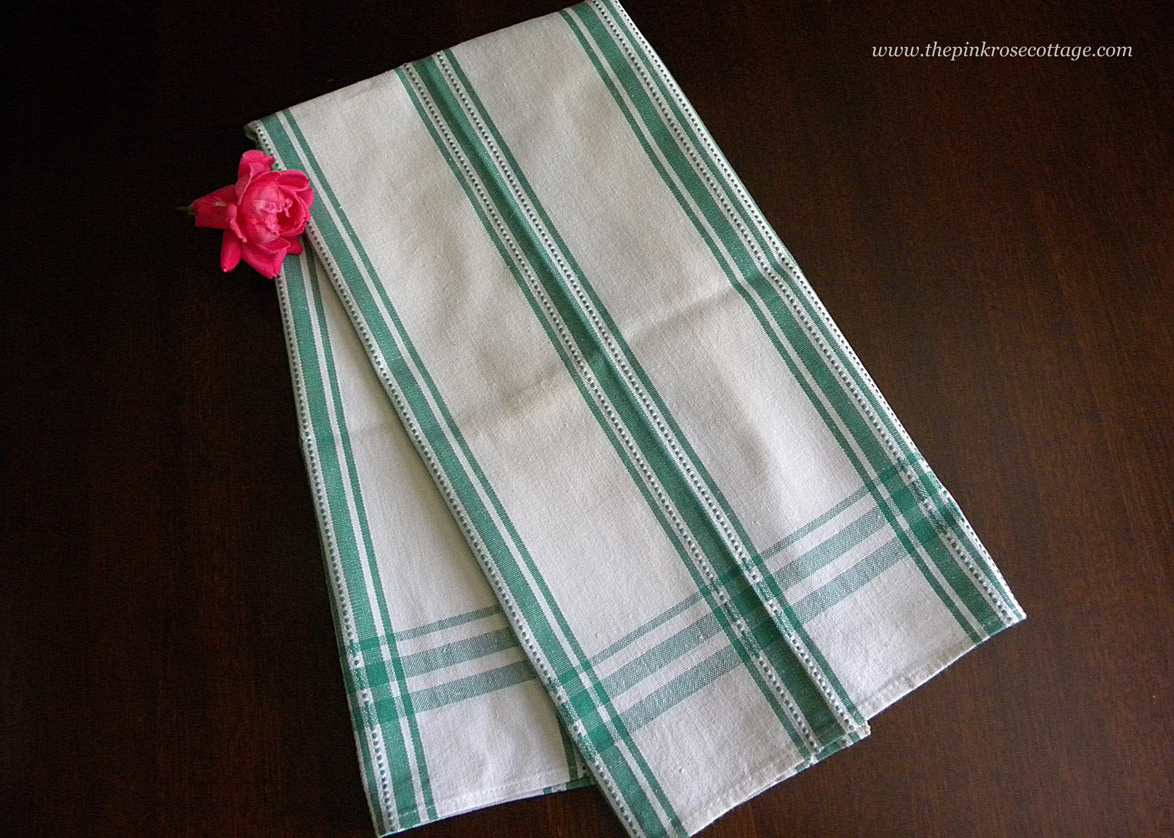 Cuisinart - Oil Green Plaid Fouta Kitchen Towels, 2-Pack