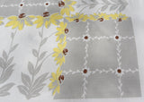 Vintage Brown Eyed Susan Sunflower Tablecloth and Napkin Set