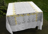 Vintage Brown Eyed Susan Sunflower Tablecloth and Napkin Set