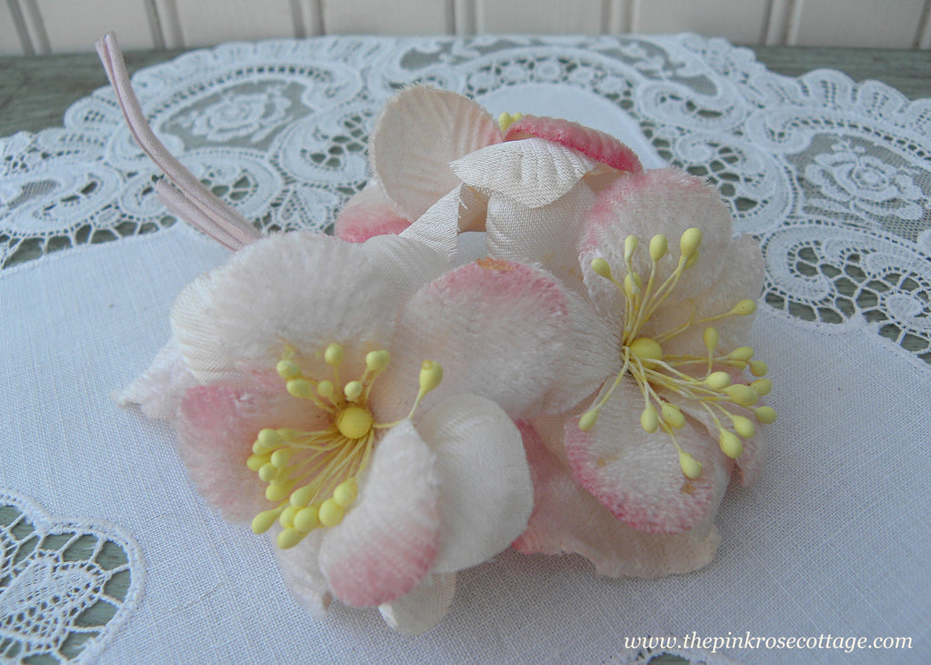 Vintage Velvet Millinery Soft Pink Flowers Corsage Pin