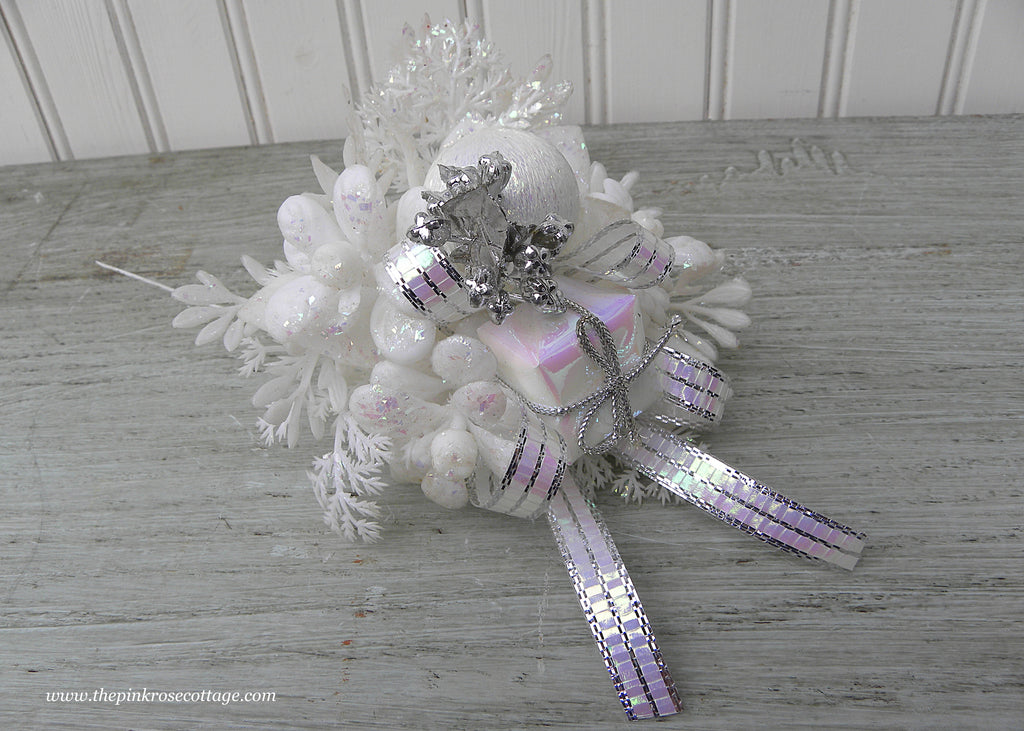 Vintage Christmas Corsage Pick with White Package Bulb and Bow