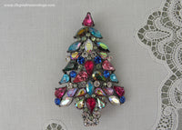 Vintage 2006 3rd Annual Avon Christmas Tree Pin Brooch Rhinestones