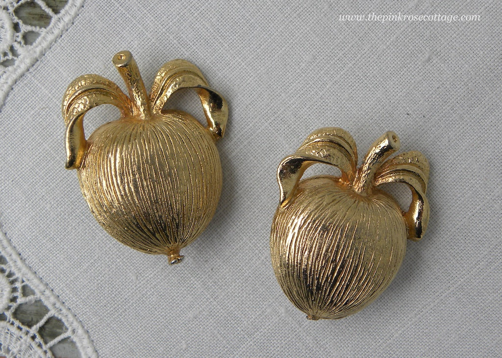 Vintage Sarah Coventry Brushed Gold Apple Earrings