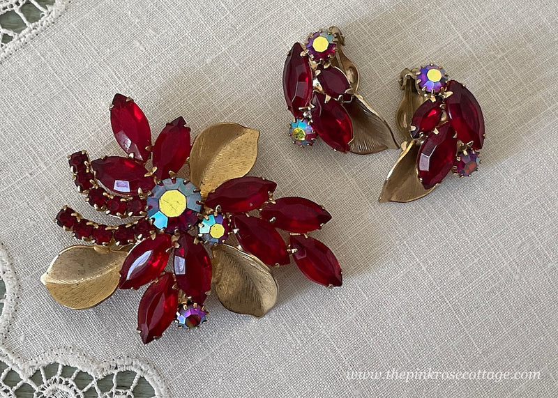 30’s-40’s large cheapest ruby red brooch / Clip Earrings Set