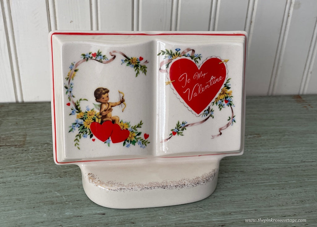 Vintage Royal Windsor Books of Remembrance Valentine Planter Vase